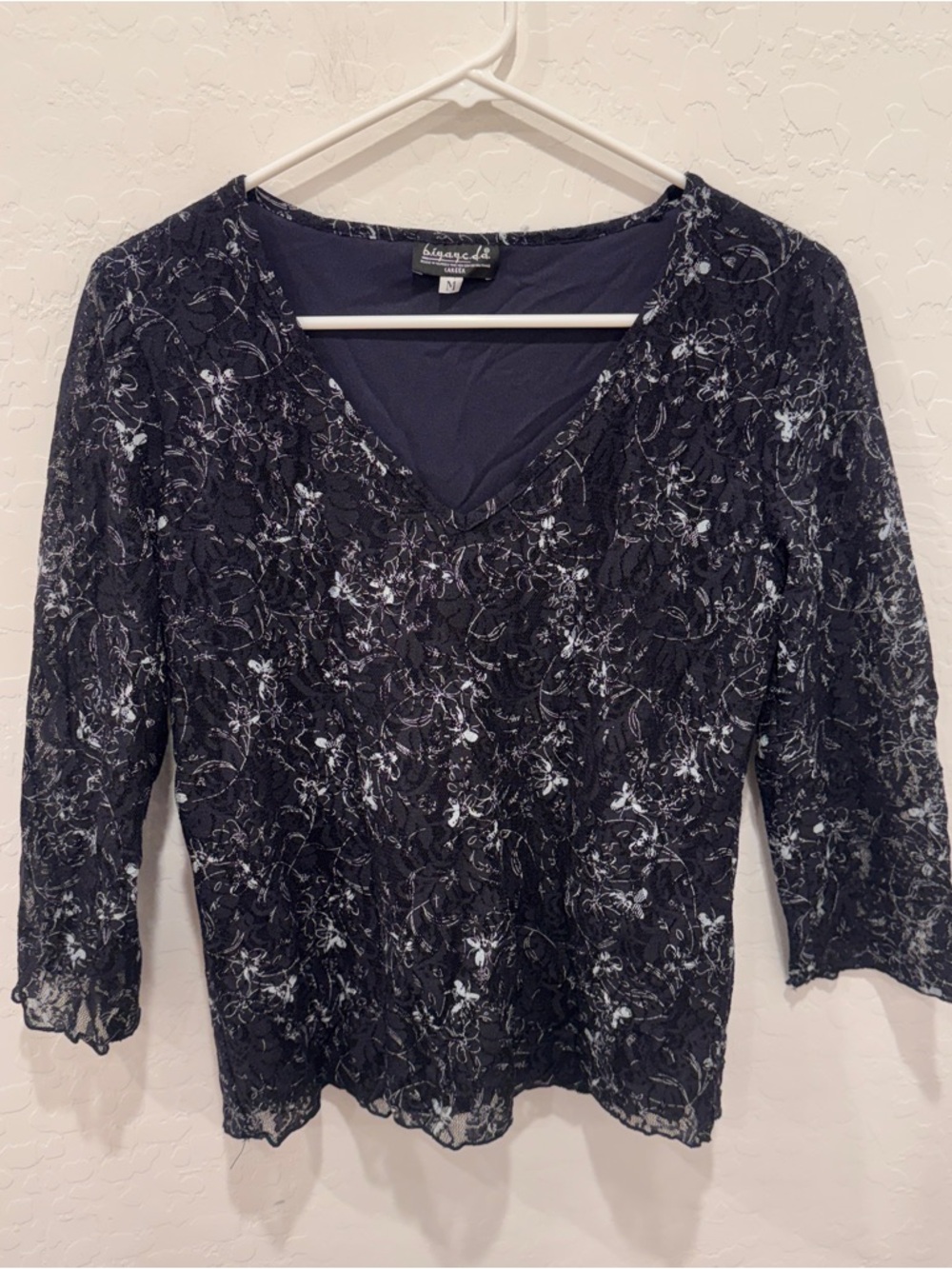 Biyaycda Shirt Women’s Medium Black White Floral Lace Lettuce Hem Y2K Vintage